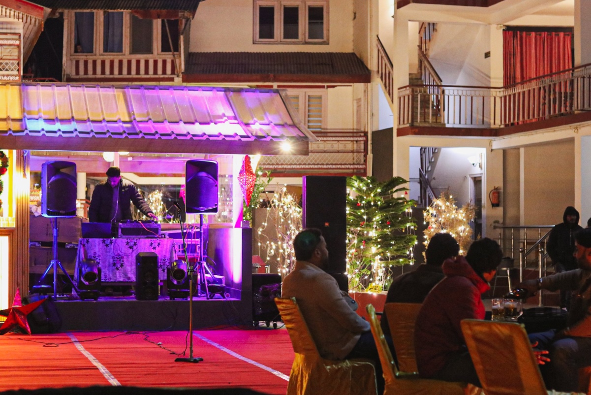 Super Deluxe Room, Hotel Rishi Palace